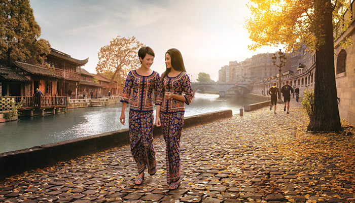 Travel to Singapore & Beyond with award-winning Singapore Airlines