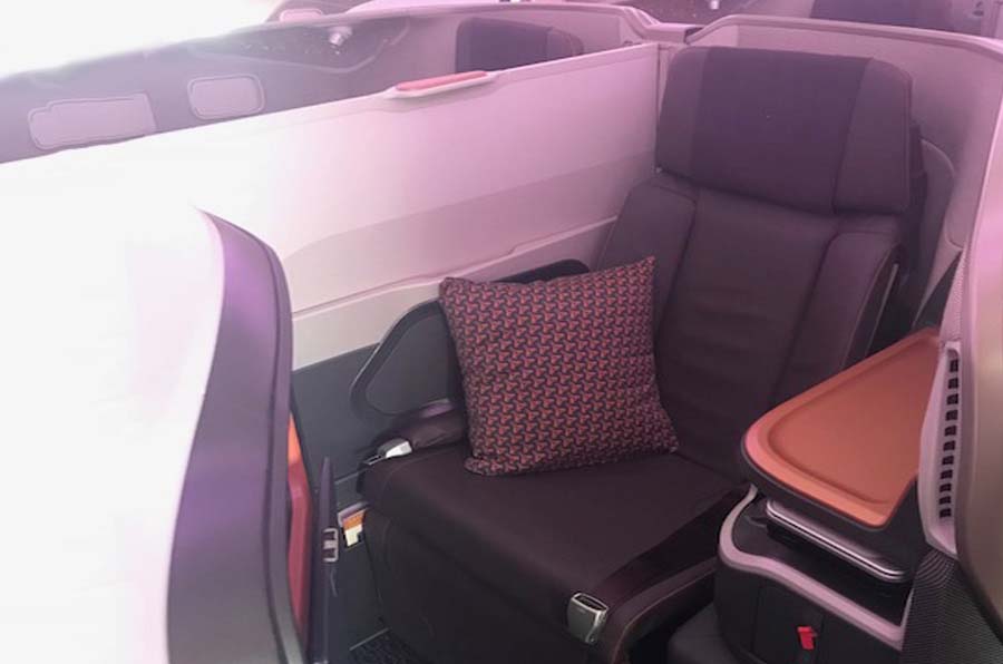 Business-Class-cabin-online-flight-booking-Brightsun-Travel