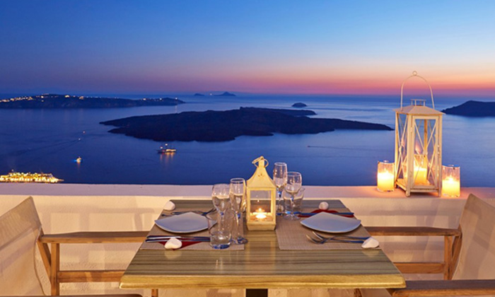 Experience All-Inclusive in Santorini