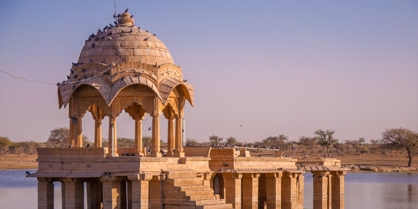 Gadisar Lake