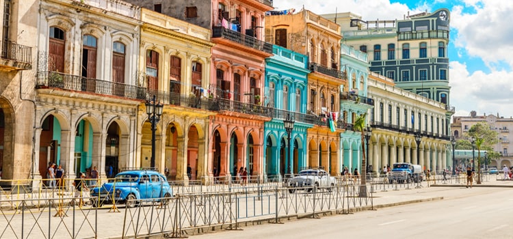 The-Iconic-Paseo-de-Marti-Boulevard-in-Havana-Cuba-Holidays-Company-Brightsun-UK