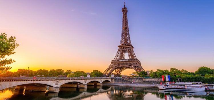 View eiffel tower river seine sunrise