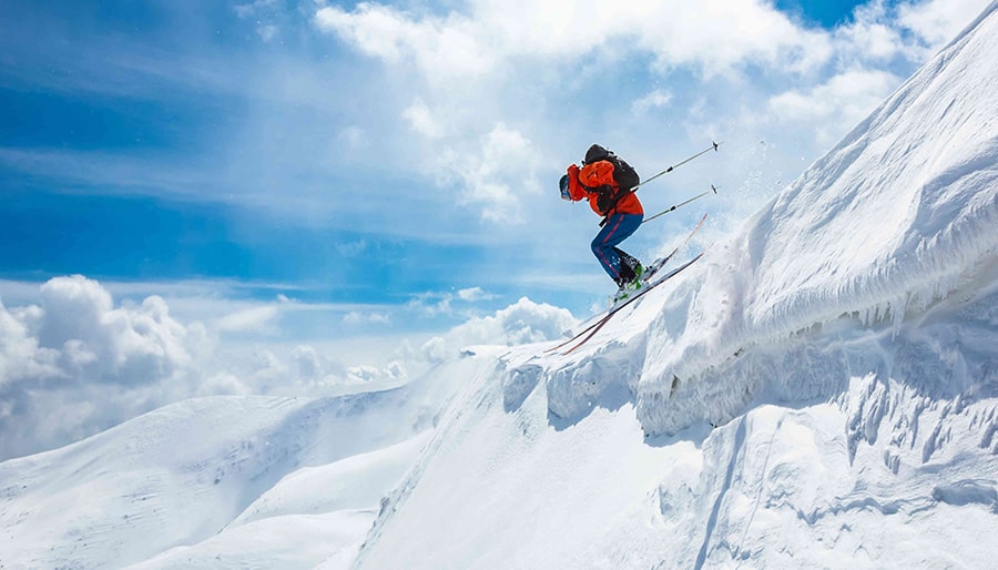 Winter-Sports-Activities-Skiing-Canada-Best-Travel-Companies-Brightsun-UK